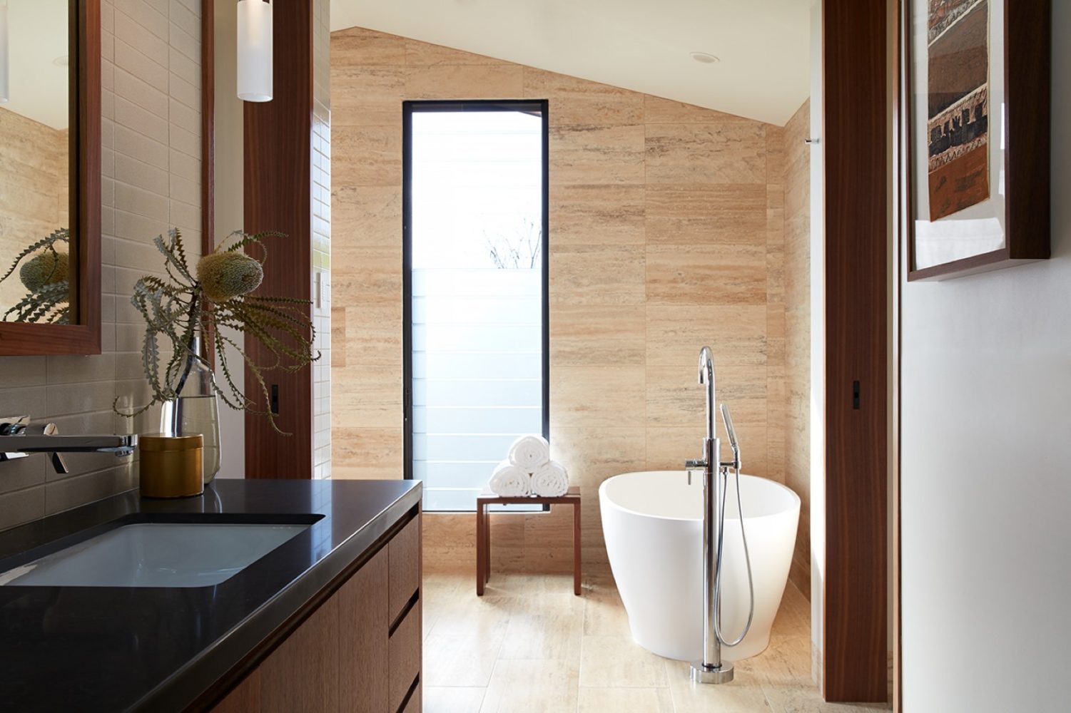 Hale Ike Mala Residence Master Bathroom by Philpotts Interiors